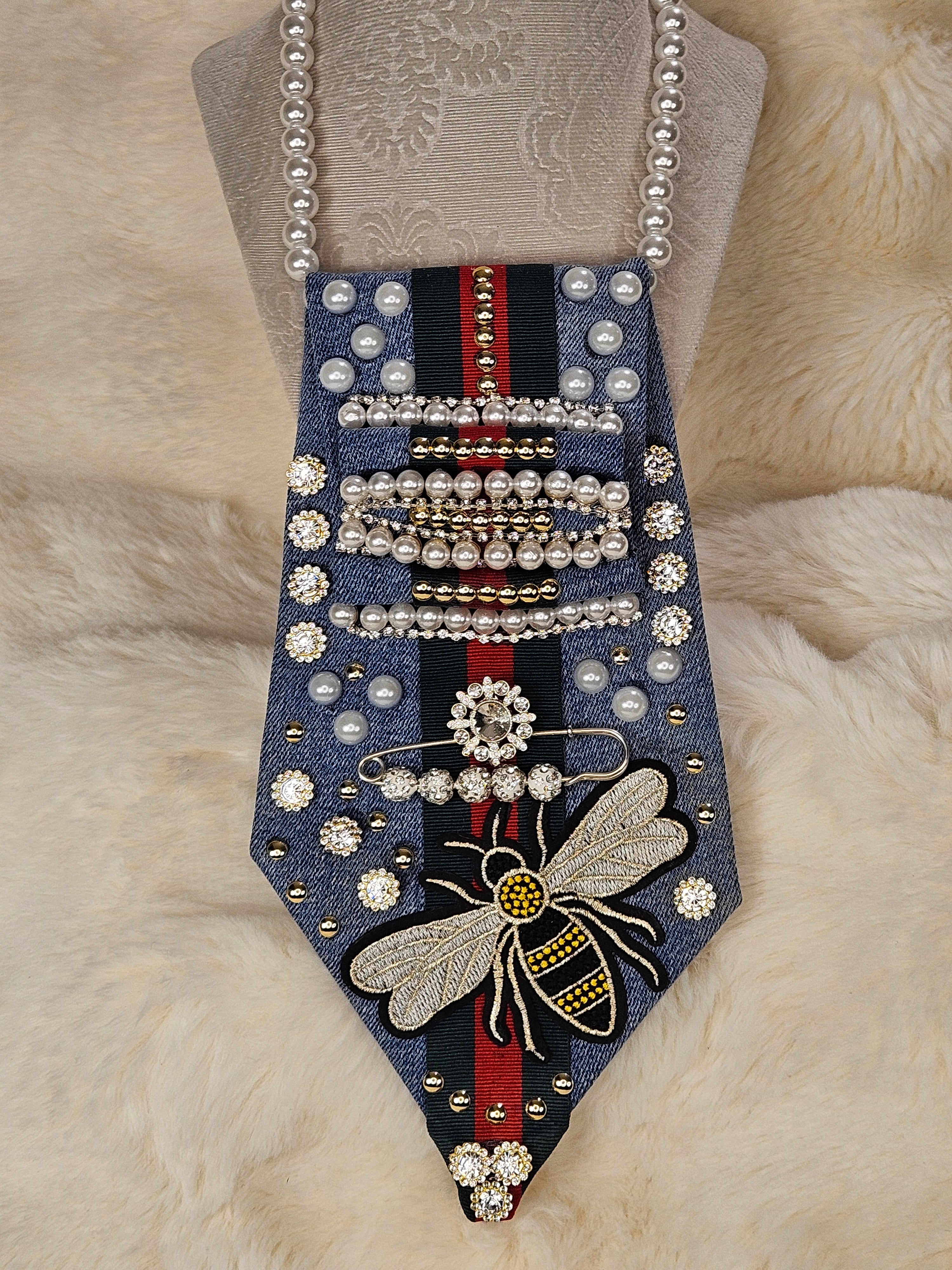 Denim & Pearls: The Bee Luxe Tie
