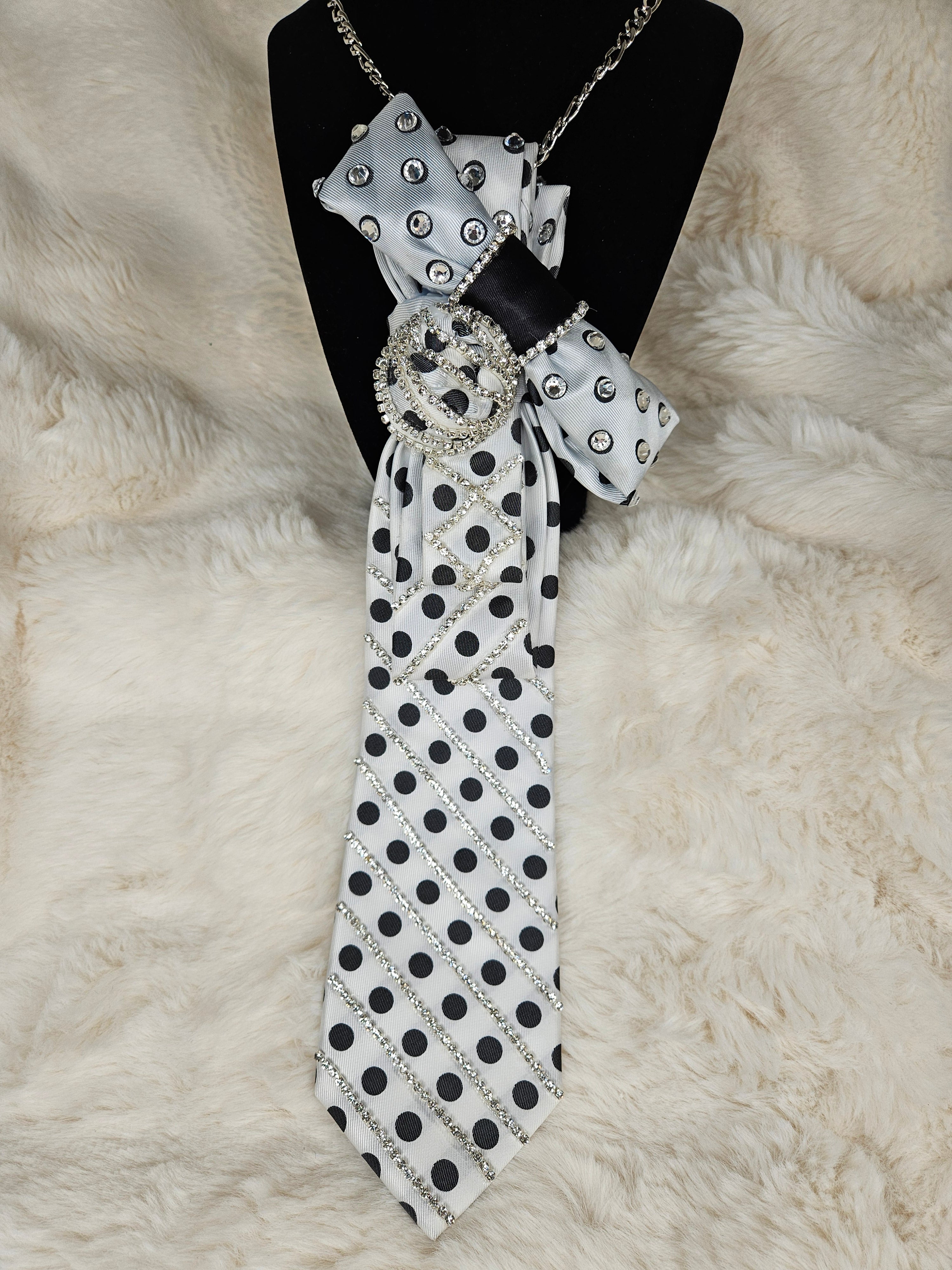 🖤 Polka Dot Royalty